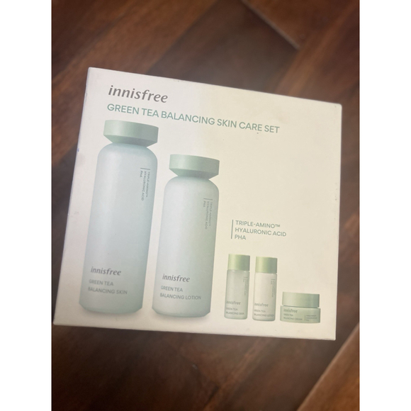Innisfree Green Tea Balancing Skin Care 5 Piece Set New - Picture 1 of 5